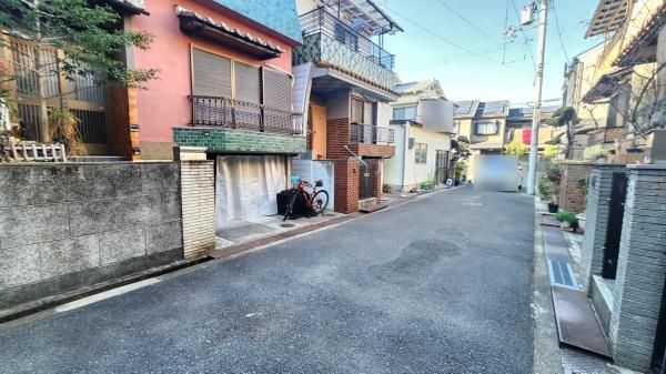 4LDK Wooden House for Sale in Higashiosaka, Osaka - Thumbnail 3