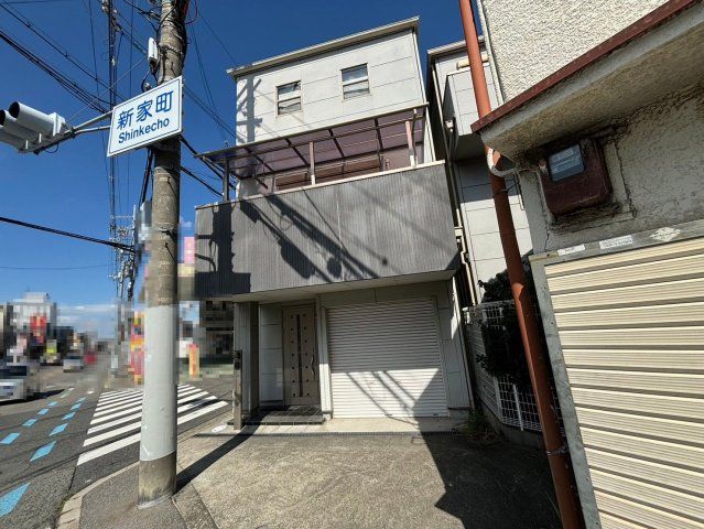 2LDK Steel-Frame House for Sale in Sakai, Osaka - Corner Lot - Image 1