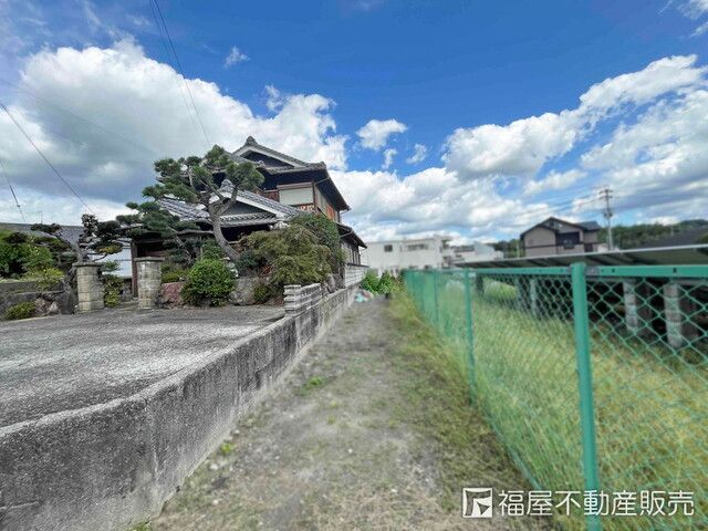 8SLDK House for Sale in Hashimoto City, Wakayama - 198.34 sqm - Thumbnail 2