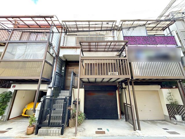 Terrace House for Sale in Toyonashi, Osaka - 6 Min Walk to Shonai Stn - Thumbnail 3