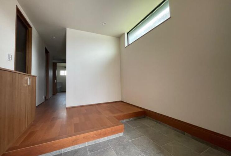 2LDK House for Sale in Katsuragi Town, Wakayama - Thumbnail 2