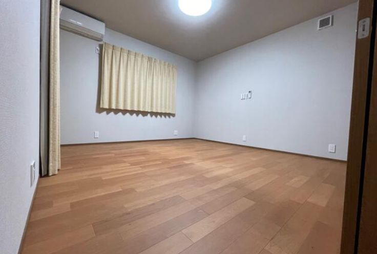 2LDK House for Sale in Katsuragi Town, Wakayama - Thumbnail 4