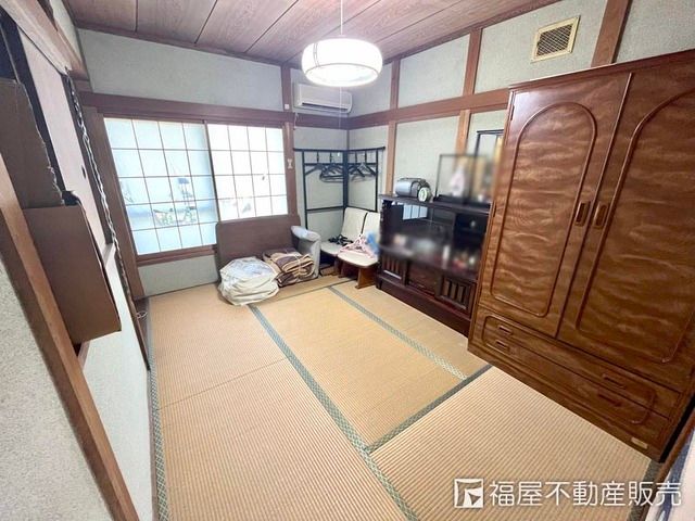 3DK Wooden House for Sale in Yao, Osaka - Near Kyuhojiguchi Station - Thumbnail 3