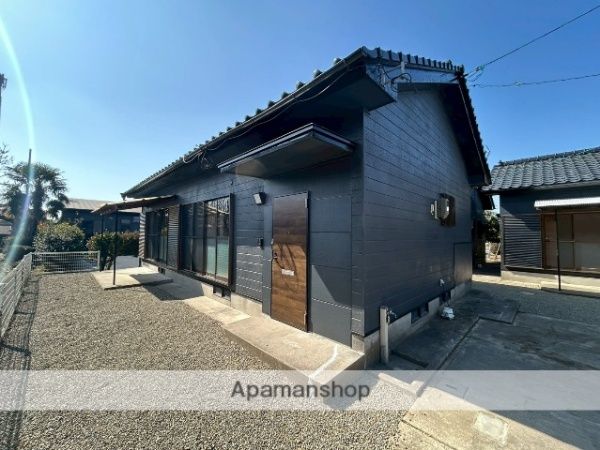 2LDK Detached House for Rent in Mimata, Miyazaki - Thumbnail 2