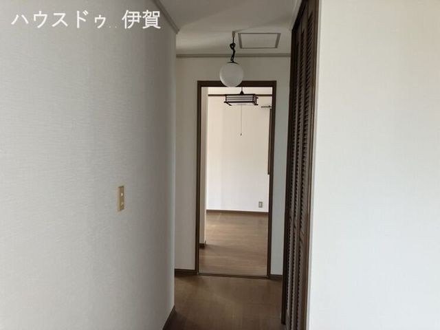 Vacant 3LDK House for Sale in Kirigaoka, Iga City, Mie - Thumbnail 2