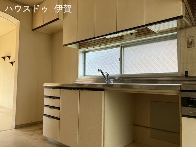 Vacant 3LDK House for Sale in Kirigaoka, Iga City, Mie - Thumbnail 3