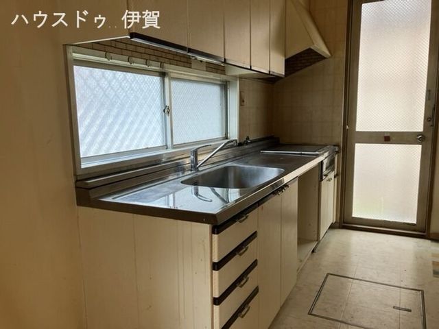 Vacant 3LDK House for Sale in Kirigaoka, Iga City, Mie - Thumbnail 4