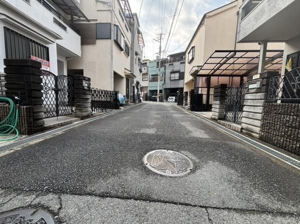 Renovated 5LDK House for Sale in Taishi-cho, Osaka - Thumbnail 4