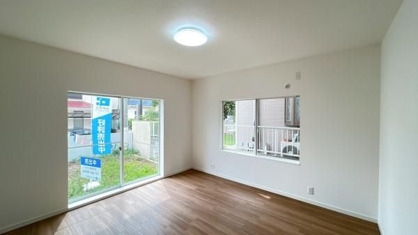 Renovated 4LDK House in Kobe Kashinodai with Parking - Thumbnail 3