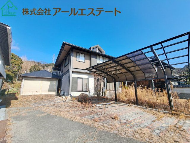 7LDK House for Sale in Okuyama, Himeji, Hyogo - 249.89 sqm - Thumbnail 2
