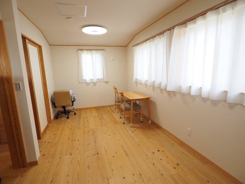 Modern 3LDK House for Sale in Kuwana, Mie - Built 2022 - Thumbnail 4