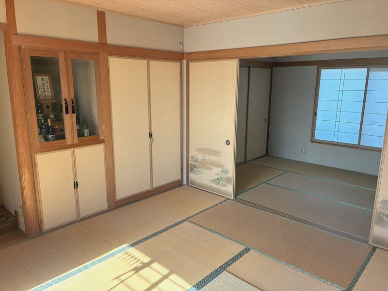 6LDK House for Sale in Tsu City, Mie Prefecture - Thumbnail 3