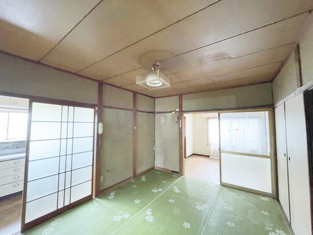 5K House for Sale in Maizuru City, Kyoto Near Nishi-Maizuru Station - Thumbnail 3