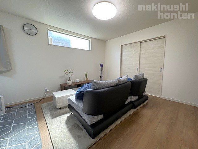 2025 Built 4SLDK Detached House for Sale in Habikino, Osaka - Thumbnail 2