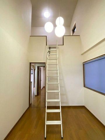Used House for Sale in Nishinari, Osaka - 4LDK, 114.91 sqm, Parking 3 — Interior, Nishinari, Osaka