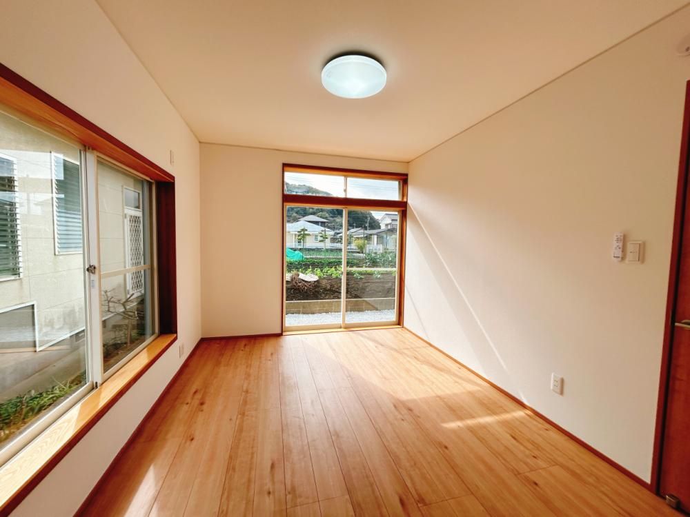 Renovated 3LDK House in Hyuga, Miyazaki - 107sqm - Thumbnail 3