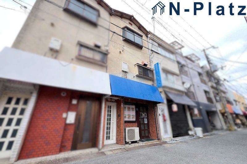 3K Terrace House with Shop Potential in Moriguchi, Osaka - Thumbnail 2