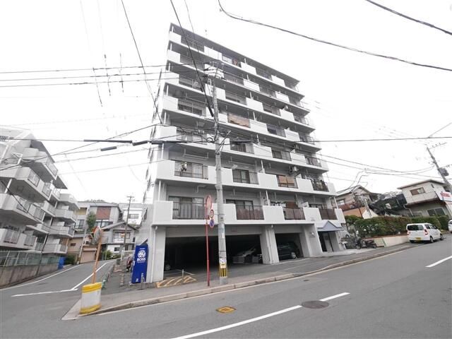 3K Apartment for Rent in Yahatahigashi-ku, Kitakyushu - Thumbnail 4