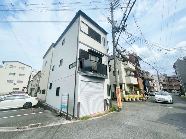 Renovated 3LDK Detached House for Sale Near Daido-Toyosato Station, Osaka - Thumbnail 3