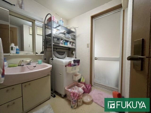 4SLDK House for Sale in Nishinomiya, Hyogo - 100sqm - Thumbnail 2