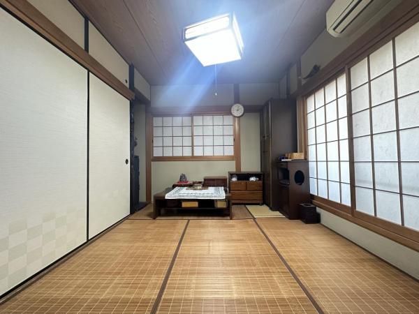 4LDK Family House in Katano City with Ene-Farm & 2 Car Parks - Thumbnail 4