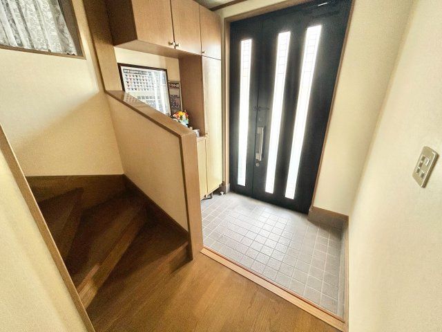 5LDK Three-Story Family House for Sale in Higashiosaka, Osaka - Thumbnail 3