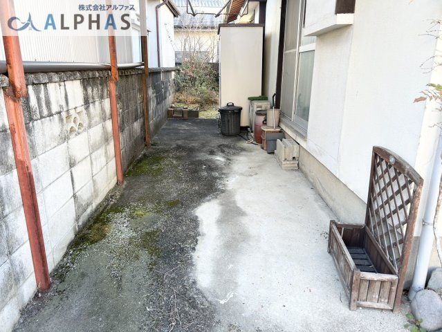 4LDK Single-Story House for Sale in Himeji, Hyogo - Thumbnail 3