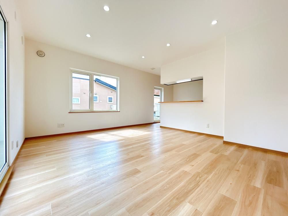 Renovated 3LDK House for Sale in Iwamizawa, Hokkaido - Thumbnail 3