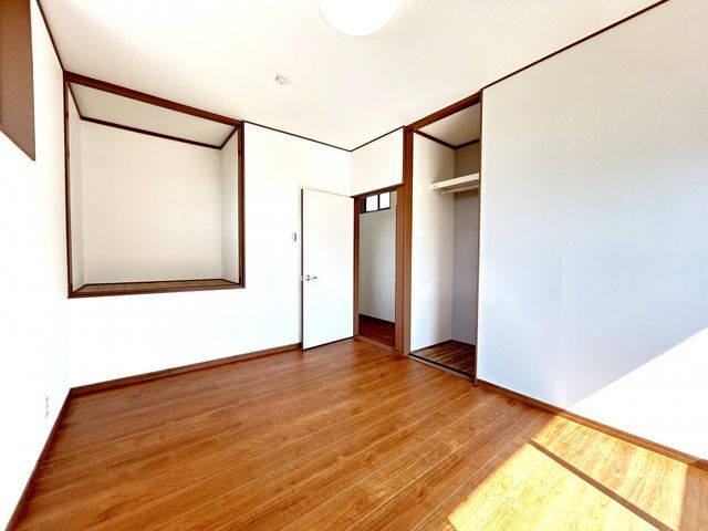 Renovated 3LDK House for Sale in Kuwana, Mie - Thumbnail 3