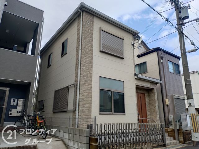 Modern 2SLDK House for Sale in Nishiyodogawa, Osaka - Thumbnail 2