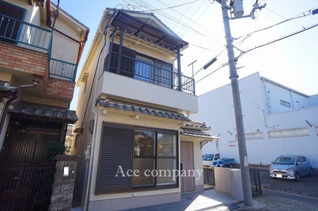 Renovated 3K Corner Lot House Near Kintetsu Yao Station, Osaka - Thumbnail 3