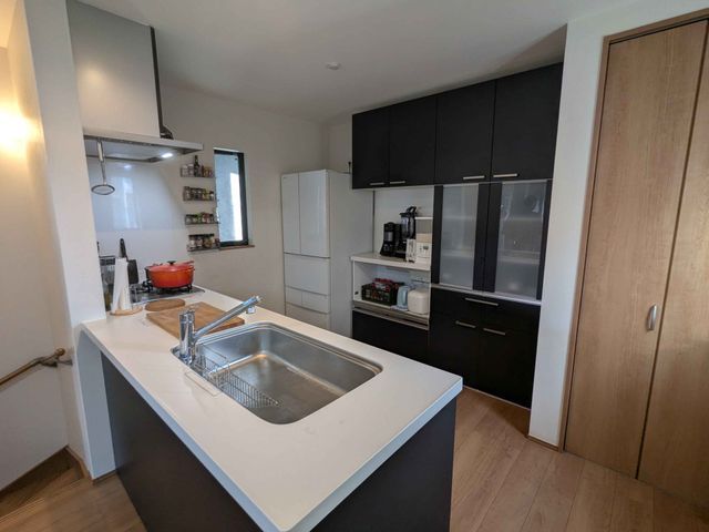 Modern 3LDK House for Sale in Sakai, Osaka - Built 2022 - Thumbnail 4