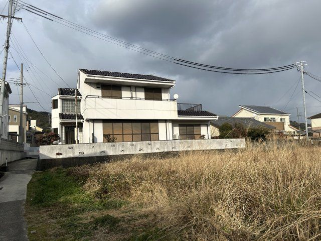 6LDK House for Sale Near Murotani Station, Wakayama - Thumbnail 2