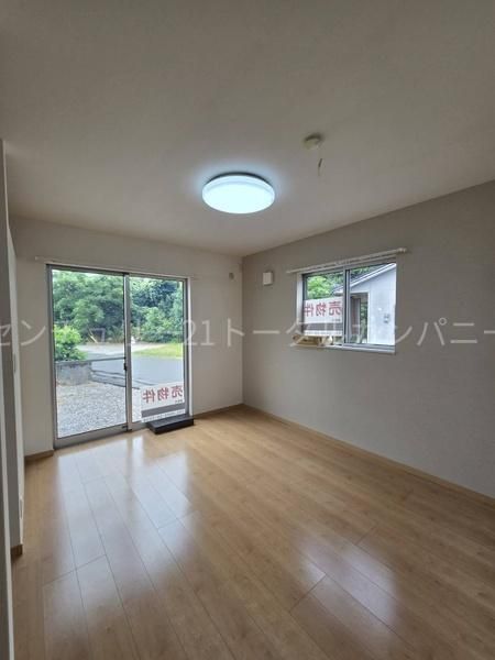 2SLDK Detached House for Sale in Kunitomi, Miyazaki - 89.43m² - Thumbnail 4