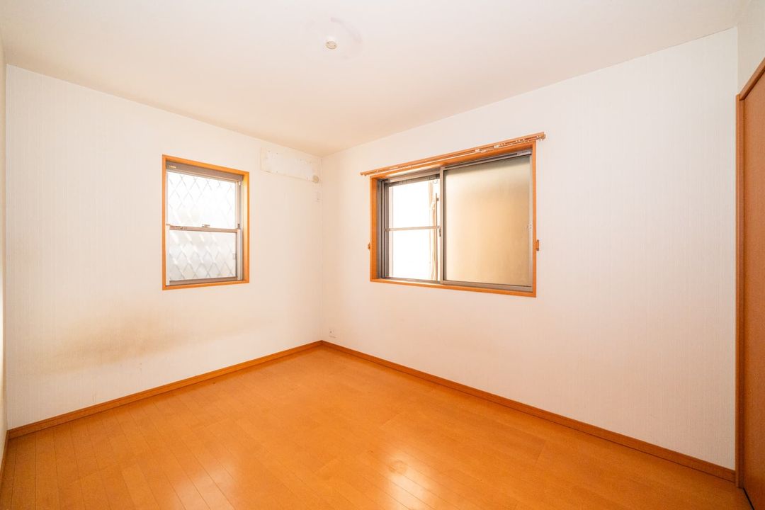 3LDK Detached House for Sale in Higashiosaka, Osaka - Thumbnail 4