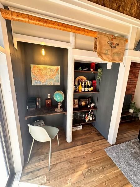 1970s Vintage Camp House Style 4LDK in Izumisano, Osaka - Thumbnail 4