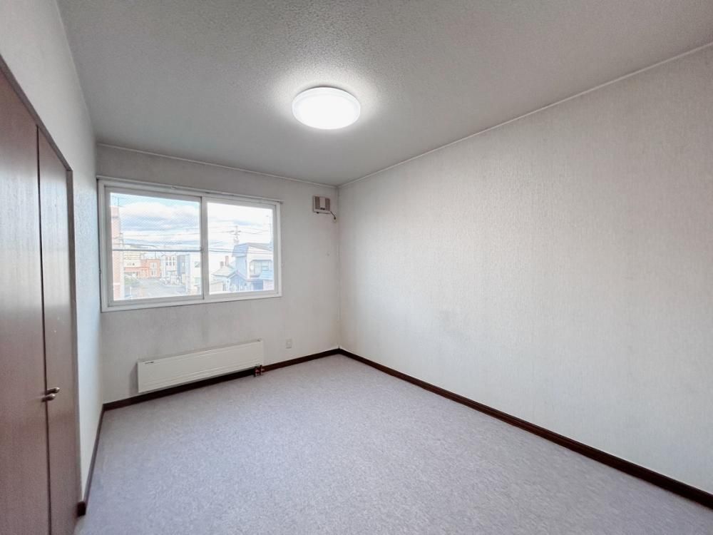 7LDK Detached House for Sale in Asahikawa, Hokkaido - Thumbnail 3