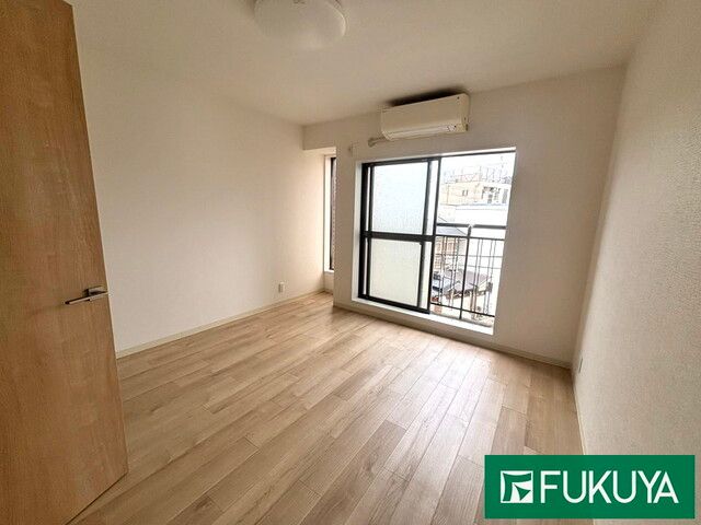 Renovated 2LDK Townhouse Near Station in Miyakojima-ku, Osaka - Thumbnail 4