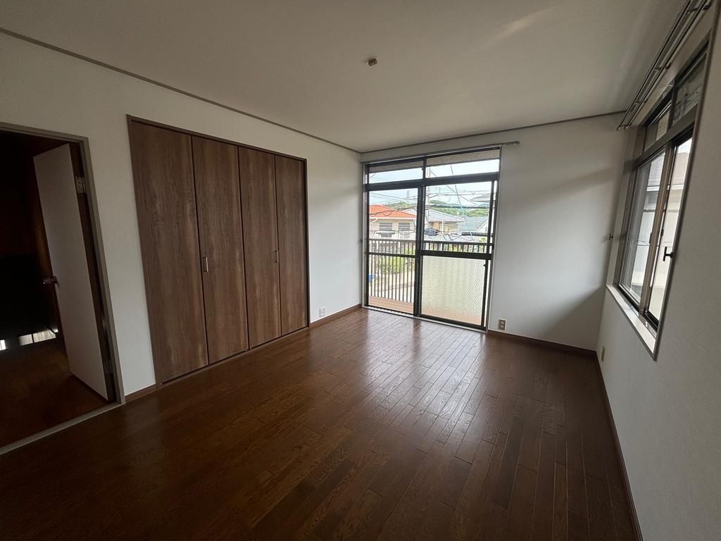 4LDK Detached House in Kamiwadai, Kobe | 2022 Renovation - Thumbnail 3