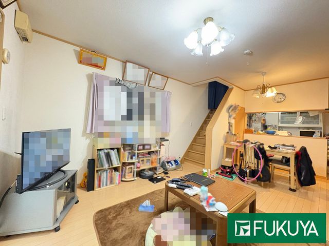 3LDK Detached House near Hiraoka Station, Higashiosaka - Thumbnail 2