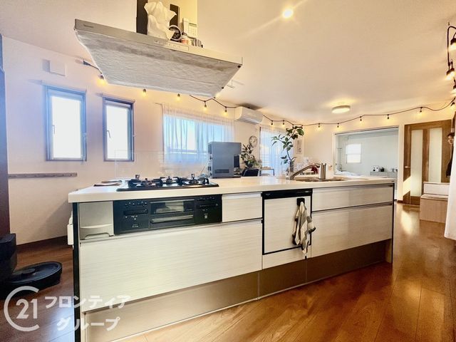 4LDK House for Sale in Kyoto's Katsura Area - 99.94 sqm - Thumbnail 3