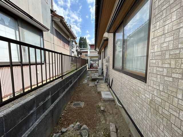 Renovated 3LDK House in Tsubata, Ishikawa - 85 sqm - Thumbnail 3