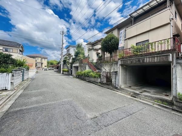 4LDK Detached House for Sale in Shimoichi, Nara - Thumbnail 2