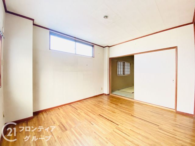 6LDK Steel-Framed House for Sale in Tsurumi Ward, Osaka - Thumbnail 4
