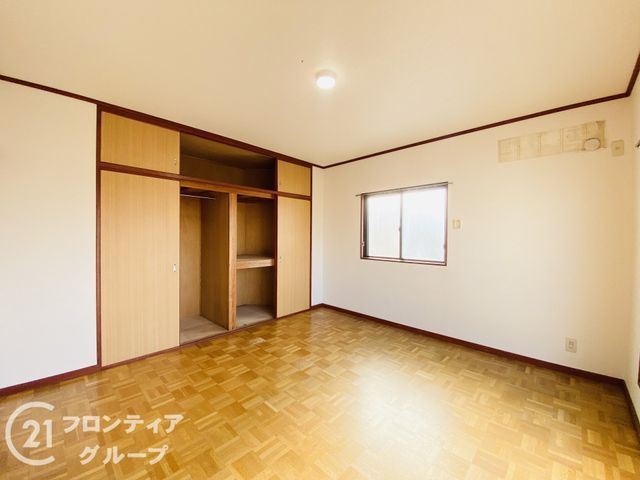 6LDK Steel-Framed House for Sale in Tsurumi Ward, Osaka - Thumbnail 3