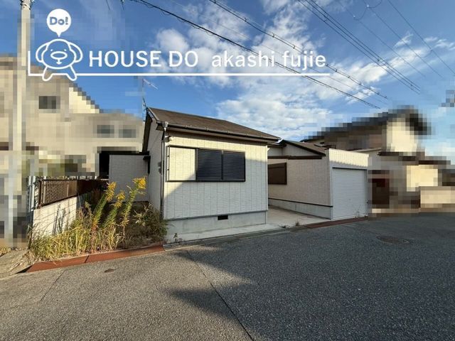 Renovated 1LDK House with Large Land and Garage in Akashi - Thumbnail 2