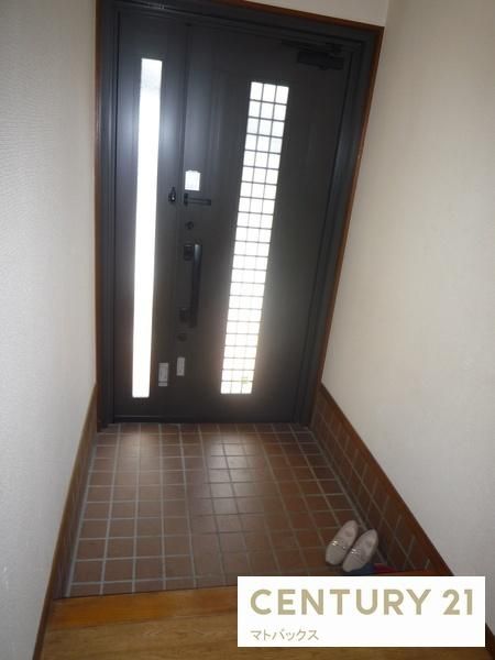 3LDK House for Sale in Iwade, Wakayama - 90.65m² - Thumbnail 2