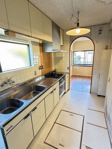 Renovated 4LDK House Near Suzurandai Station, Kobe - Thumbnail 2