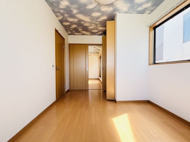 4LDK Detached House for Sale in Kyotanabe City, Kyoto - Thumbnail 4