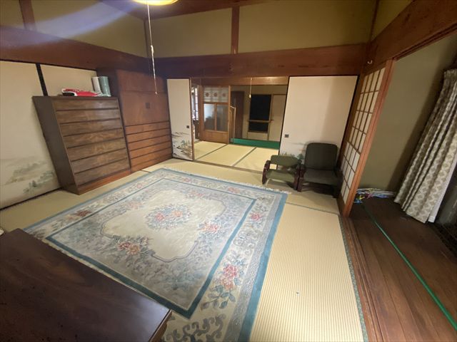 Single-Story 5DK House for Sale in Kinokawa City, Wakayama - Thumbnail 4